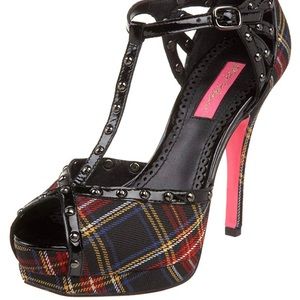 Betsy Johnson Peep Toe Tartan Plaid Heel